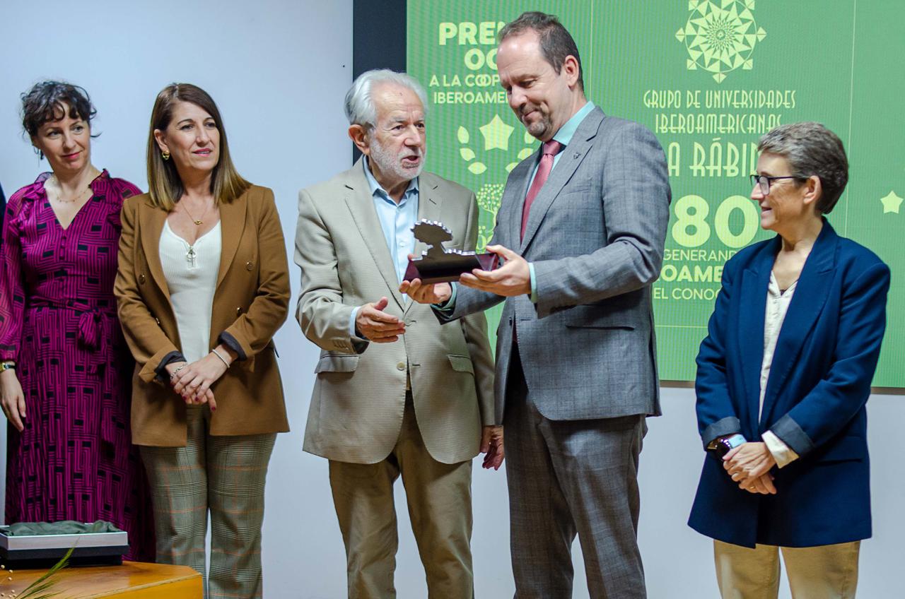 El Grupo de Universidades Iberoamericanas La Rábida recibe el Premio OCIb a la Cooperación Iberoamericana